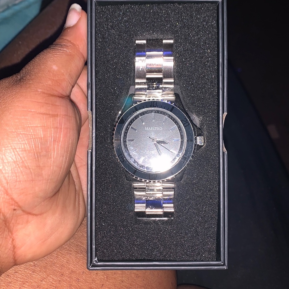 Madison Maestro watch